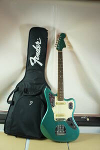 Fender　JAGUAR　フェンダ-ジャガー　エレキギター　ソフトケース付き 動作未確認