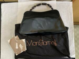 Mangiameli　マンジャメリ　ショルダーバッグ　カバン　鞄　黒①