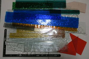 ★色ガラス 型板ガラス ステンドグラス 大量端材いろいろまとめて（1）