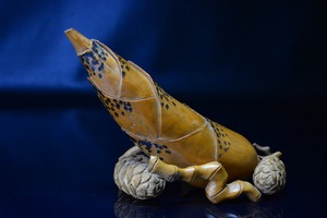 時代唐物黄楊木彫刻『筍置物』竹根細工松毬 中国古玩飾物装飾品