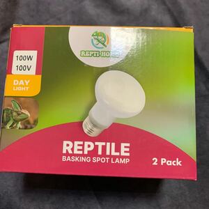 未使用送料無料　REPTILE　爬虫類ライト　09　100W 100V