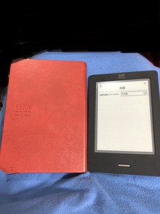 【楽天】Kobo Touch N905B 電子書籍リーダー 電子ブックリーダー カバー付き