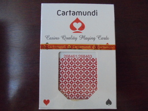 Cartamundi社　カジノクオリティ　プレイイングカード　赤
