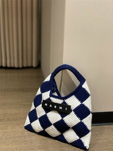 マルニ【MARNI】 MARNI MARKET ダイヤモンド バッグ Diamond Crochet ミニバッグ クロシェ ニット バッグ ネイビー×ホワイト