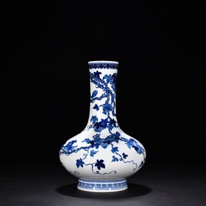 大清康熙年製款 青花 葡萄文瓶 唐物 陶磁器 中国美術 工芸品 HB887