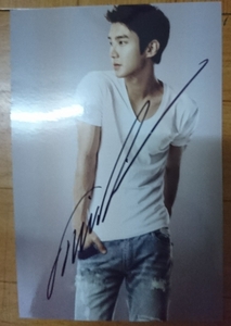 Super Junior シウォン 直筆サイン入りの写真 B