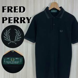 ☆美品☆英国製☆FRED PERRY フレッドペリー 刺繍 月桂樹 M12 半袖ポシャツ サイズ42 ブラック グレーライン M〜L相当 イングランド製 古着