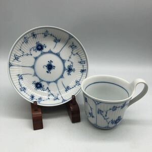 0190425ROYAL COPENHAGEN　ロイヤルコペンハーゲン ブルーフルーテッド ハイハンドル C&S　1客　デンマーク 軽微な欠陥品