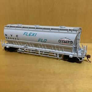 RAPIDO TRAINS ACF FLEXI-FLO HOPPER NYC #885823 NO 11048