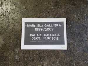 Martin Margiela GALLIERA 冊子 マルタンマルジェラ ガリエラ 1989/2009 マルジェラ回顧展