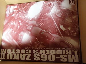 ◆ MS-06S ジョニー・ライデン専用 ザクII プレミアムバンダイ限定 （1/100スケール MG） ◆