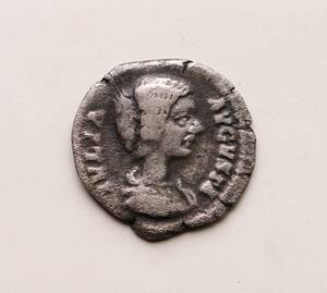 古代ローマ　コイン 銀貨 硬貨　ジュリア・ドムナ