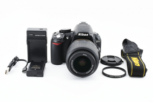 [ショット数1495・極上美品] Nikon D3100 14.2MP DSLR Camera Body w/AF-S 18-55mm VR Lens /付属品あり #2111610