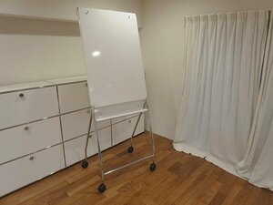 最終在庫●レア●Vitra●ヴィトラ社製●ホワイトボード●Ad Hoc●フリップチャート●mobile elements●オフィス●アントニオチッテリオ