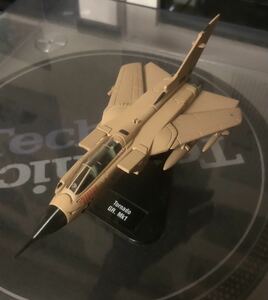 TORNADO GR Mk.1 戦闘機　全長18㎝　トルネード