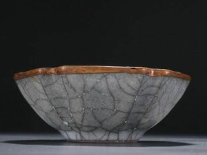 【瓏】陶磁器 哥窯 包銅碗 宋代 染付 置物擺件 古賞物 中国古美術 蔵出