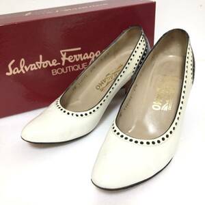 サルバトーレ・フェラガモ Salvatore Ferragamo パンプス/ハイフィール 黒/白 レザー 7/C