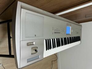 KORG Triton Studio 76 V2 美品