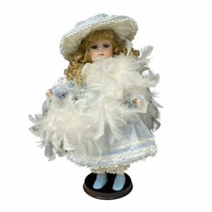 Vintage Porcelain Doll The Wimbledon Collection Savannah #A-050 Blue Dress 16" 海外 即決