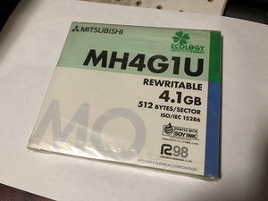 未開封 三菱化学製 ５インチＭＯメディア MH4G1U 4.1GB(XM240101)