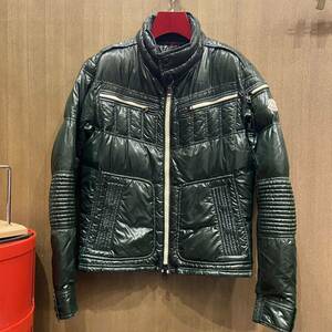 美品　MONCLER モンクレール　グリーン　ダウンジャケット