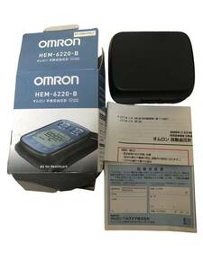 OMRON オムロン 自動血圧計 ブルー HEM-6220-B