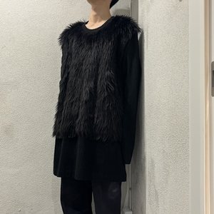 COMME des GARCONS HOMME PLUS　コムデギャルソンオムプリュス　Faux fur sleeve 長袖Tシャツ SIZE L PL-T003-051 【表参道t01】