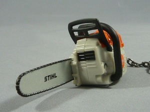 送料無料! STIHL スチール　チェーンソー型　キーホルダー