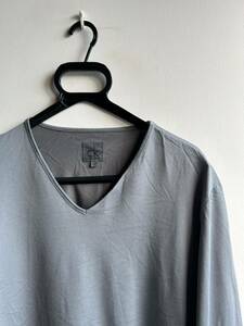 【美品】Calvin Klein カットソー 長袖 Tシャツ メンズ XL グレー 無地 Vネック ロンT カルバンクライン