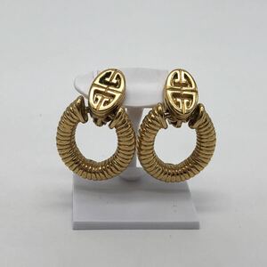 GIVENCHY ジバンシィ イヤリング ゴールド ファッション アクセサリー P1300