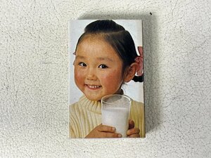 【未使用】マッチ箱 （空箱）ボトル写真付 明治牛乳 女の子 ハネーヨーグルト 希少 昭和レトロ F3 ラスト！