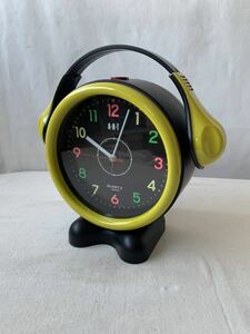 可動品 ポップなデザインの目覚まし時計クロック 日本製置時計昭和レトロ古道具アンティークビンテージコレクションインテリアディスプレイ