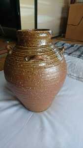信楽焼の壺、花器