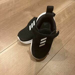 一度のみ着用　アディダス　キッズ　スニーカー　幼児　13センチ　13.0 ベビー　adidas 男の子　女の子