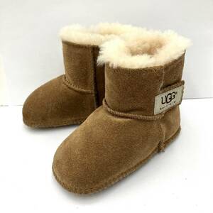 【K】UGG　アグ　ムートンブーツ　キッズ　Baby　ファー　ブラウン　ベージュ　中古　子供靴　冬服　もこもこ　ブランド【4284】