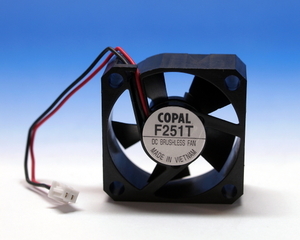 J0003#DC5V190mA COPAL 25mm DCファンモーター F251T-05LLC