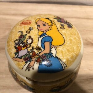 ふしぎの国のアリス　小物入れ　陶器　不思議の国のアリス　チシャ猫　ディズニー　置物　Disny　Alice in Wonderland　管理001