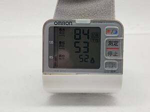 ★ R60321　OMRON オムロン　手首式デジタル自動血圧計　HEM-6050　自動血圧計 ★