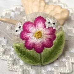 専用No.460「お花と子猫たち」刺繍ブローチ　ハンドメイド