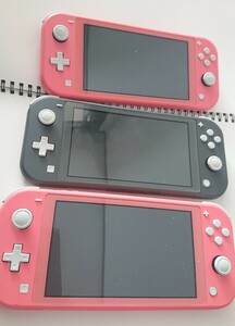 【ジャンク、不動品。コーラル2台、ブラック1台】 Nintendo Switch Lite 本体 3台まとめて【部品取りあるいは修理のうえで使用ください】