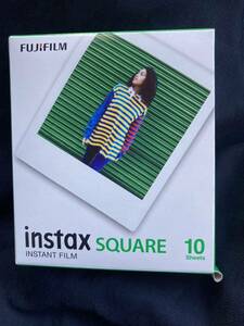 instax SQUARE 10 FUJIFILM 富士フイルム チェキ用フィルム （箱から開封）