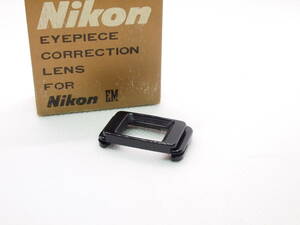Nikon ニコン EM、FGシリーズ、F-501等用 角形視度補正レンズ　+2.0 未使用品 EYEPIECE CORRECTION LENS アイピース アタッチメント ZK-572