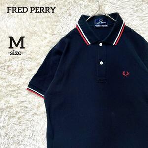 1円【FRED PERRY/フレッドペリー/美品】ポロシャツ【人気モデル/鹿の子/ブラック/レッド/ロゴ刺繍/ゴルフウェア/半袖/メンズ/春夏/Mサイズ