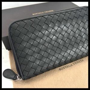 ★【極美品！希少！】 BOTTEGA VENETA ボッテガヴェネタ イントレチャート 長財布 ラウンドファスナー　ブラック　定価7.8万 111