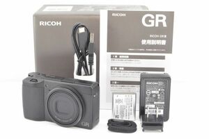 ほぼ新品★RICOH リコー GR III APS-Cサイズ大型CMOSセンサー コンパクトデジタルカメラ★元箱付き R1569