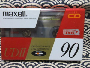 カセットテープ　maxell UDⅡ　ハイポジ　９０分