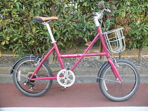 GIANT ESCAPE MINI Velo ジャイアント エスケープ ミニ サイズ420(M) ピンク系 カゴ付き 外装7段変速 ミニベロ 自転車 ※手渡しのみ対応