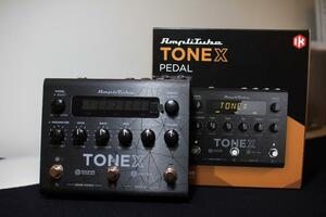 【超美品】IK Multimedia TONEX Pedal　エフェクター　マルチエフェクター　ギター