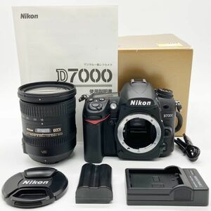 ■シャッター数わずか601回！元箱付きのほぼ新品 Nikon ニコン デジタル 一眼レフカメラ D7000 18-200VRII キット
