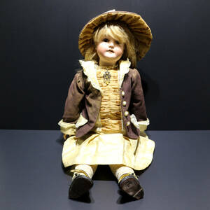 ヴィンテージ / ビスクドール / ドイツ製 / global dolls製 ウィッグ / 女の子 / ドール / 人形 / ヘッドマーク有り